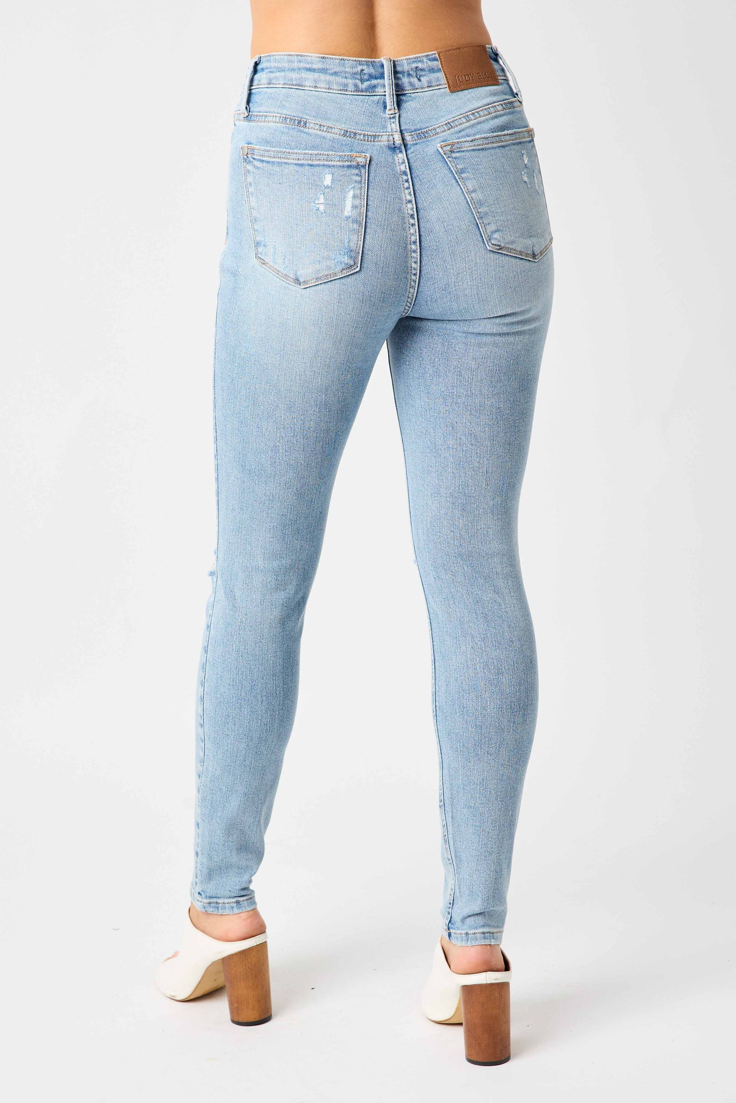 Judy Blue Skinny Stressed Knee-Light Wash
