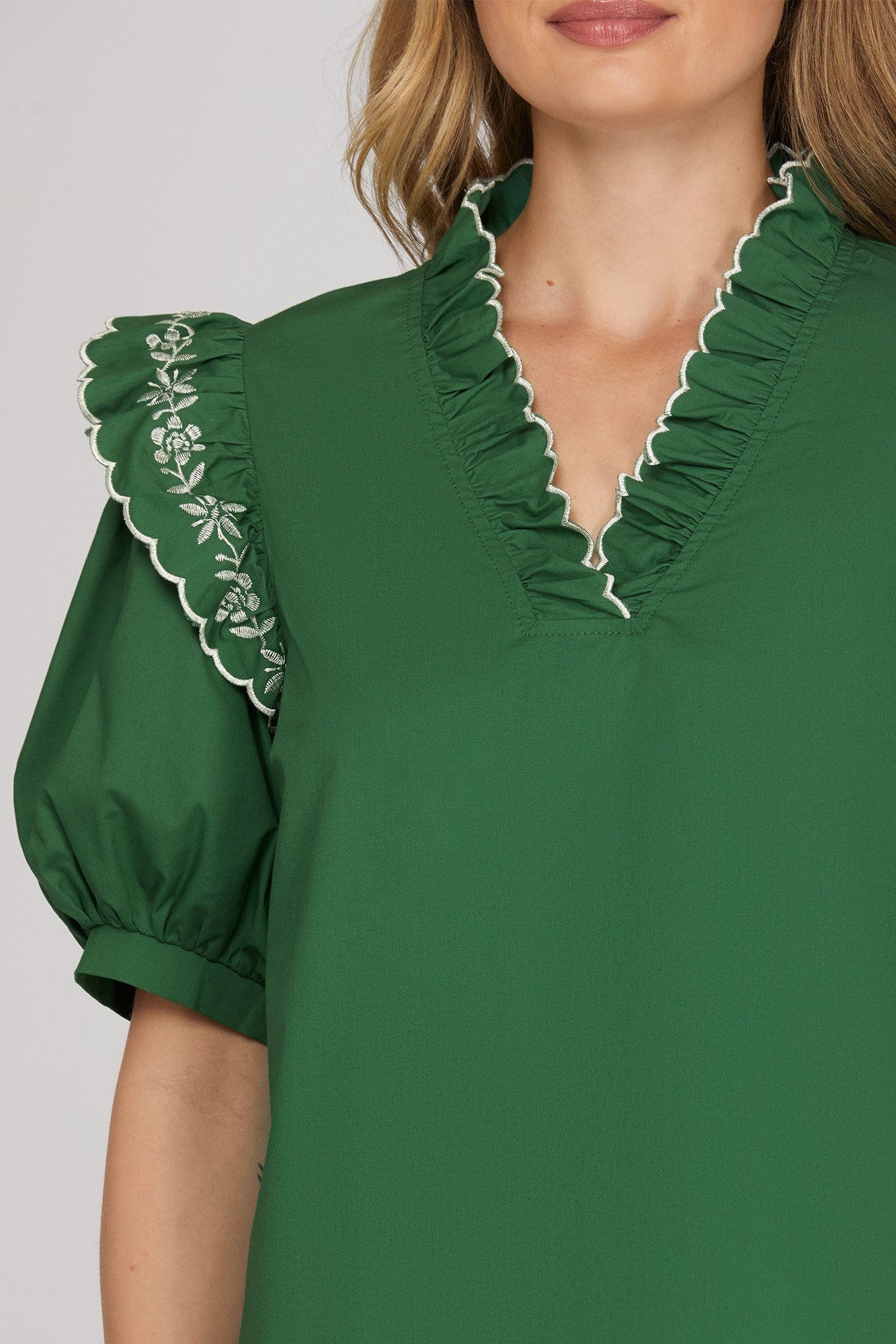 Alina Short Sleeve Embroidered Top Green