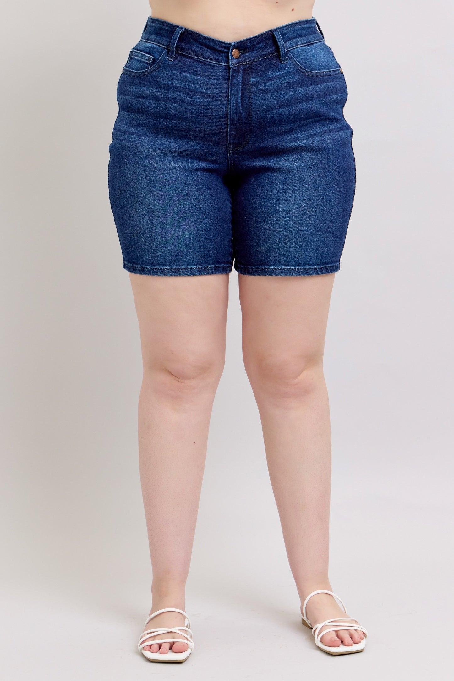 Brooklyn Judy Blue Bermuda Shorts Dark Wash