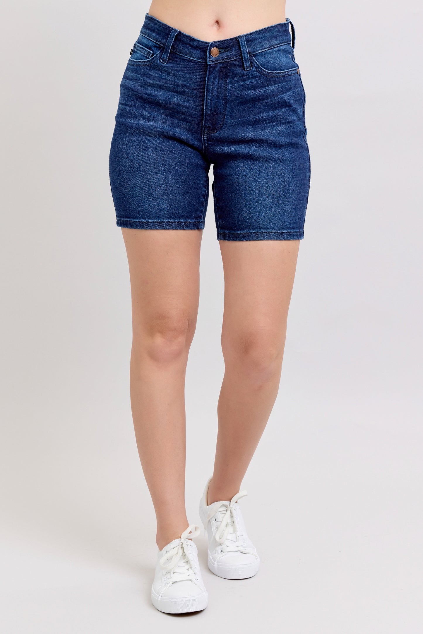 Brooklyn Judy Blue Bermuda Shorts Dark Wash