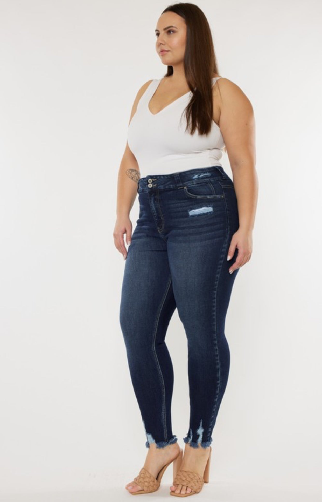 Kinsley KanCan 2 Button Skinny Dark Jeans