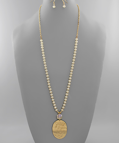 Hammered Oval & Bead Necklace Ivory