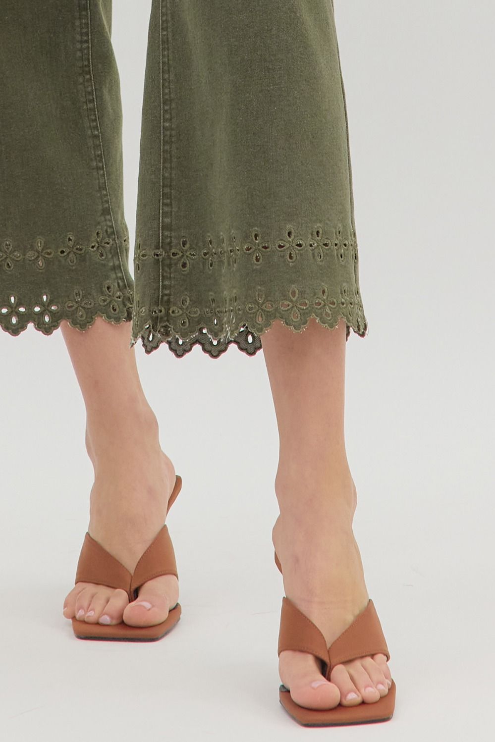 Eden Embroidered Hem Pants Olive