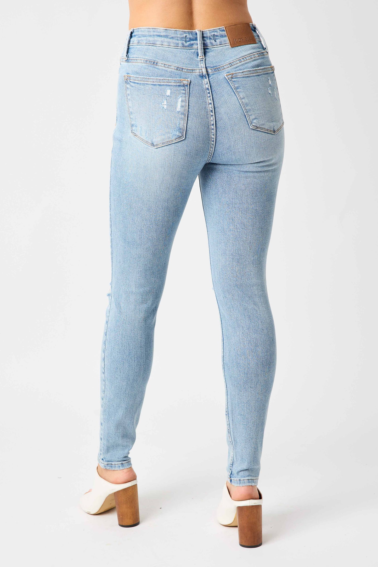 Judy Blue Skinny Stressed Knee-Light : 7(28)