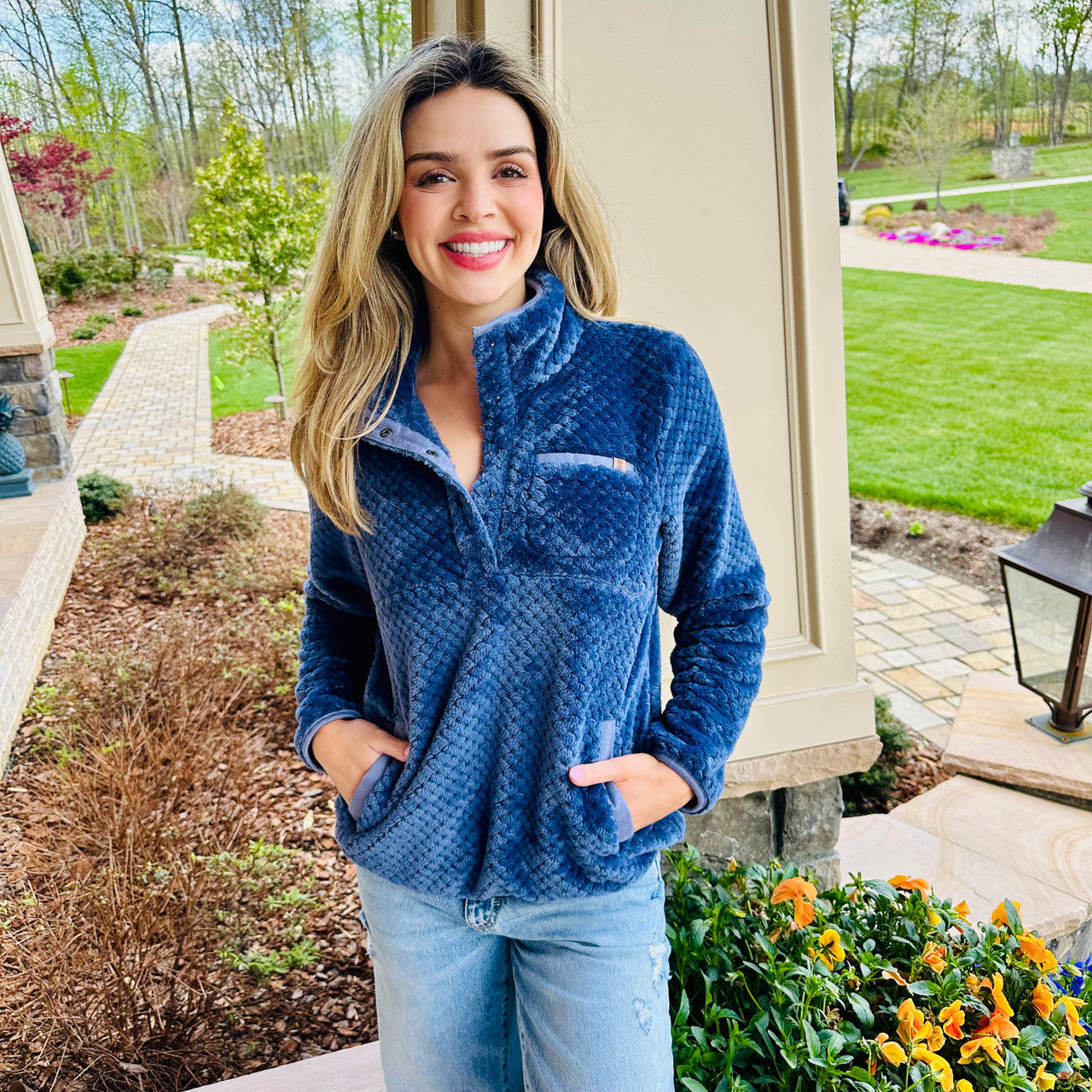 Sadie Simply Soft Pullover Space Blue